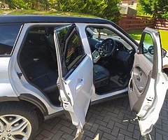 161 Range rover Evoque 2,0 l 180 bhp diesel,4*4,yolung white, with black panoramic roof,loads extras - Image 9/10