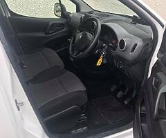 2017 Peugeot Partner