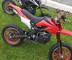 Kids Mini motor bikes

50 - Image 4/8