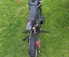 Kids Mini motor bikes

50 - Image 5/8