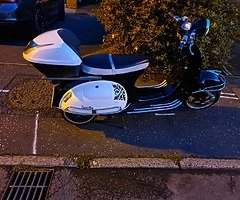 Electric moped