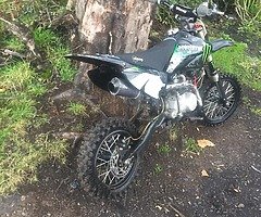 Stomp 140 pit bike not crf ktm kxf rmz