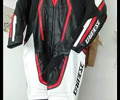 Customized suit included boots gloves complete set with top high quality in best price