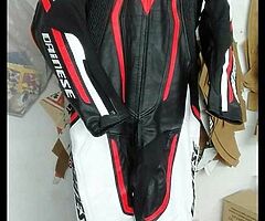 Customized suit included boots gloves complete set with top high quality in best price - Image 9/10