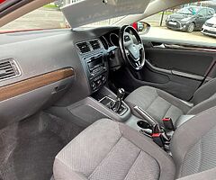 VOLKSWAGEN JETTA - Image 7/9