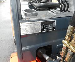 FOR SALE: Forklift - 3 Ton - Image 4/7