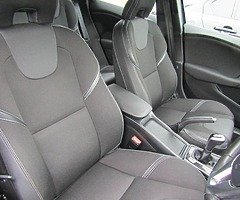 2017 Volvo V40 - Image 8/10