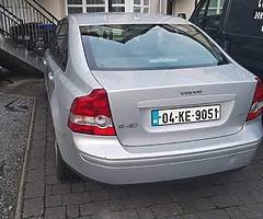 Car - Image 4/6
