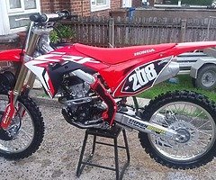 Honda crf250 really clean bike