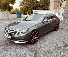 MERCEDES E220 AUTOMATIC