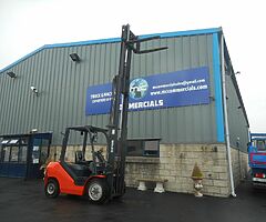 FOR SALE: Forklift - 3 Ton