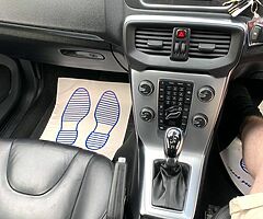 2019 VOLVO V40 2.0 Inscription Car For Sale - Image 7/10