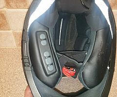 Helmets - Image 5/7