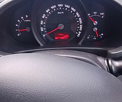 Kia - Image 6/8
