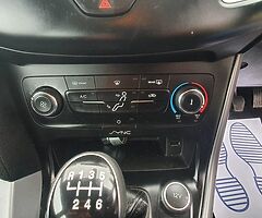 2015 Ford Focus 1.5 Tdci Zetec Like new low miles - Image 5/10