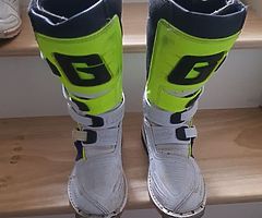 Kids Mx boots - Image 9/9
