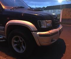 Isuzu trooper 3l - Image 7/10