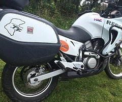 2004 Honda Transalp - Image 6/10