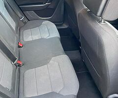 Volkswagen Passat CL 2.0 TDI D6F (Automatic)Blue Motion. - Image 4/10