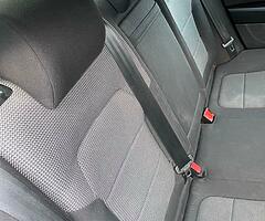Volkswagen Passat CL 2.0 TDI D6F (Automatic)Blue Motion. - Image 8/10