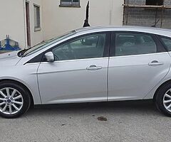 Ford Focus 1.5 Tdci Titanium - Image 5/9