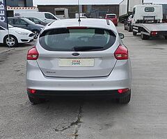 Ford Focus 1.5 Tdci Titanium - Image 7/9
