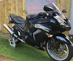 Kawasaki ZZR1400 - Image 8/10
