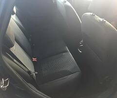 Ford Fiesta detective 5dr