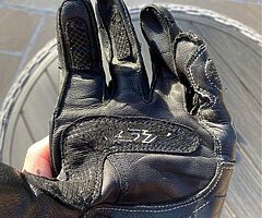 RST TRACTECH EVO WATERPROOF LEATHER MOTORCYCLE GLOVES
