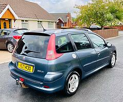2006 Peugeot 206 estate 1.4 petrol - Long MOT! Has a tow bar fitted!