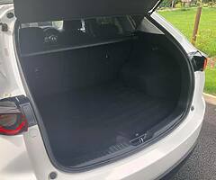 2017 Mazda CX-5 - Image 4/10