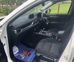 2017 Mazda CX-5 - Image 7/10