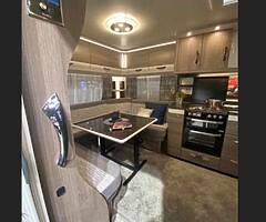 CARAVAN - Image 3/10