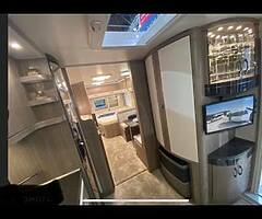 CARAVAN - Image 10/10