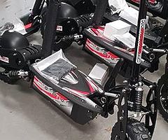 Ireland's biggest range of electeic and petrol scooters performance @ muckandfun - Image 5/9