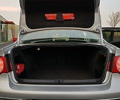 2008 Volkswagen Atlas - Image 7/10