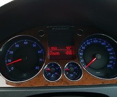 2008 Volkswagen Atlas - Image 8/10