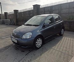 Toyota yaris 2004