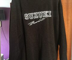 Suzuki Bandit Fleece,T-shirt and Baseball cap - Image 4/5