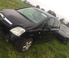 Vauxhall/opels for breaking
