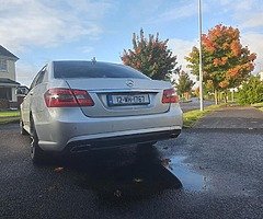 Mercedes Benz e220 AMG - Image 6/10