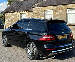 ** 2012 Mercedes ml 250 AMG ** - Image 3/8