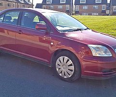 Toyota avensis 1.6