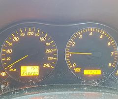 Toyota avensis 1.6 - Image 7/8