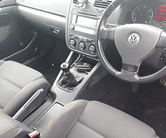 2005 Volkswagen Golf - Image 6/8