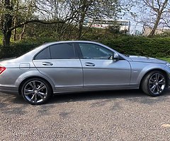 Mercedes C Class Diesel Auto - Image 6/10