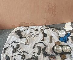 1988 gsxr 750 for parts - Image 10/10