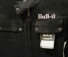 Brand new never worn Bull_it motorbike jacket labels still on size small