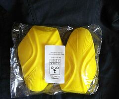 Brand new never worn Bull_it motorbike jacket labels still on size small - Image 4/6