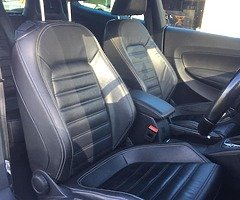 2014 Volkswagen Scirocco - Image 7/10
